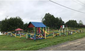 “Николины озёра” Яркая детская площадка