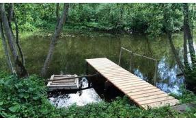 “Тихая речка” В жару на Тихой речке.